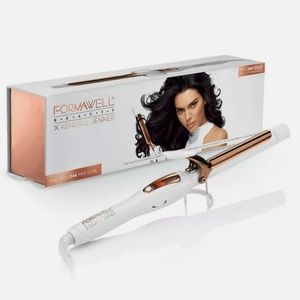 FORMAWELL Beauty X Kendall Jenner Curling Iron